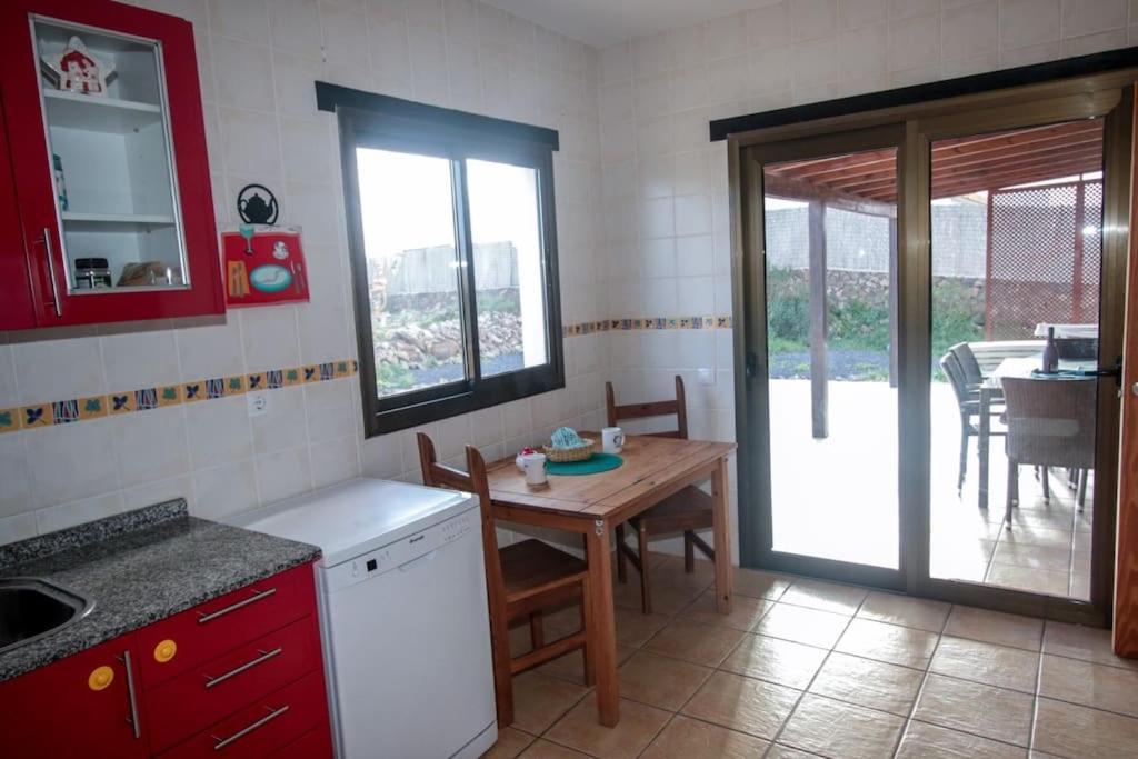 Villa En Zona Tranquila De Lajares Vista Calma Exterior foto